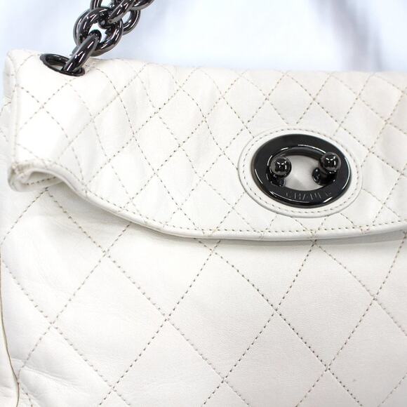 Chanel White Diamond Quilted Stitch Leather Flap Chunky Chain Shoulder Handbag - Picture 5 of 11